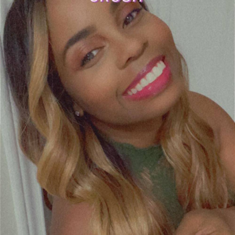 Meet your Posher, Cierra